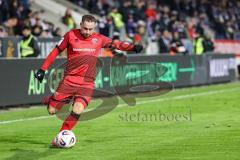 3. Liga; VfL Osnabrück - FC Ingolstadt 04; Flanke Mattis Hoppe (2, FCI)