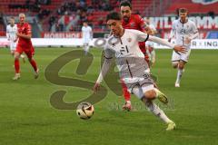 3. Liga - Saison 2024/25 - FC Ingolstadt 04 - SpVgg Unterhaching - Deniz Zeitler (Nr.38 - FCI) - Markus Schwabl (Nr.23 - Unterhaching) - Foto: Meyer Jürgen