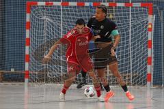 Hallenturnier MTV Ingolstadt - Saison 2025/26 - Türkisch SV Ingolstadt - SV Manching - Emanuel Gstettner schwarz Manching - Mertcan Gürses rot Türkisch - Foto: Meyer Jürgen