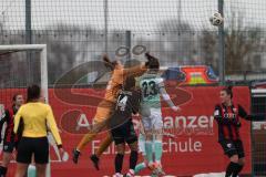 2. Bundesliga Frauen - Saison 2025/26 - FC Ingolstadt 04 Frauen - SG Andernach - Torwart Anna-Lena Daum (Nr.22 - FC Ingolstadt Frauen I) - Melissa Kuya Kuya -Strobel (Nr.14 - FC Ingolstadt Frauen I) - Schuhmacher Magdalena grün Andernach  - Foto: Meyer Jü
