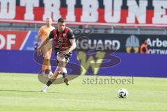 3. Liga; FC Ingolstadt 04 - TSV 1860 München; Ryan Malone (16, FCI)