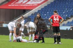 3. Liga; Hannover 96 II - FC Ingolstadt 04; Max Besuschkow (17, FCI) verletzt am Boden