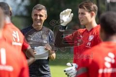 3. Liga; FC Ingolstadt 04 - Trainingslager, Allgäu, gute Laune, Cheftrainer Michael Köllner (FCI) Torwart Marius Funk (1, FCI)