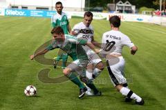 FC Gerolfing - SV Erlbach - Huber Stefan (grün Gerolfing) - Baumann Philipp (#10 Erlbach) - Foto: Jürgen Meyer