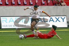 Frauen Fußball - Deutschland - Nordkorea 2:0 - Birgit Prinz im Vorwärtsgang