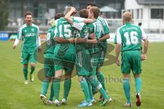 FC Gerolfing - 1.FC Miesbach - Steffen Schneider stürmt in den ersten Minuten aufs Tor und erzeilt das 1:0 - Jubel