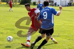 Kreisliga - FC Hepberg - Türk SV Ingolstadt - Erdogan Enes (rot Türk SV Ingolstadt) Binder Lukas (blau Hepberg) - Foto: Jürgen Meyer