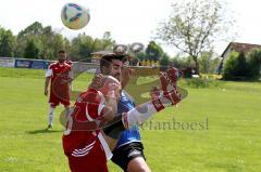 Kreisliga - FC Hepberg - Türk SV Ingolstadt - Calik Sanser (blau Hepberg) Sütgü Ümuet (rot Türk SV Ingolstadt) - Foto: Jürgen Meyer