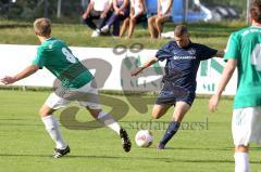 Toto-Pokal - SV Manching - VfB Eichstätt - 1:0 - Claudio Maritato zieht ab, knapp drüber, links Fabian Schäll geht auf die Seite