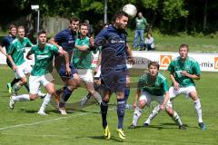 Bezirksliga - SV Manching - TSV Jetzendorf - Dmitrovic Aleksandar (blau Manching) beim Kopfball - Foto: Jürgen Meyer