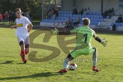 Liga Pokal Kreisliga  - TSV Ober/Unterhaunstadt - SV Kasing -  Nikita Müller weiss Kasing trifft zum 1:2 Führungstreffer -  Daniel Mula Torwart Ober/Unterhaunstadt - Foto: Jürgen Meyer