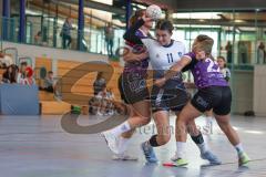 Bezirksoberliga Frauen- Saison 2026/27 - HC Donau/Paar- SpVgg Altenerding - Geier Sahra weiss HC Donau/Paar - Kaiser Verena links Altenerding - Bäumler Denise rechts lila Altenerding  - Foto: Meyer Jürgen