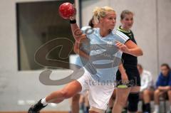 Damen Handball - HG Ingolstadt - MTV Pfaffenhofen - Melanie Pöschmann im Angriff