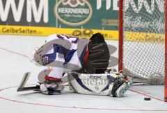 Inline Hockey-WM in Ingolstadt - Deutschland - Slowakei - Der Torwart zerstört, kann es nicht fassen