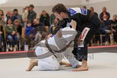 Judo - 2. Bundesliga - Männer - Saison 2024/25 - Judo - ESV Ingolstadt - Rüsselsheim-  - Jonas Holtman schwarz ESV - Nikita Hrek weiss Rüsselsheim - Foto: Meyer Jürgen