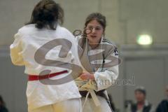 Judo Damen - Bayernliga - DJK Ingolstadt - SV Hirten - rechts Laura Braun gegen Melissa Hadciz siegt durch Nippon