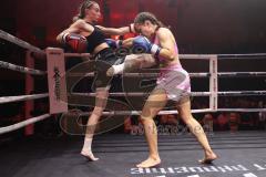 Oyakata - Night4Fight
Eniko Töth schwarze Hose Ungarn
Melanie Volkova rosa Hose Diamond Gym