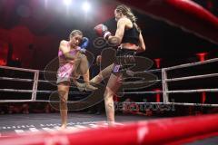 Oyakata - Night4Fight
Eniko Töth schwarze Hose Ungarn
Melanie Volkova rosa Hose Diamond Gym