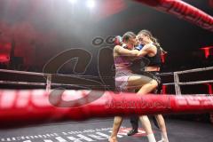 Oyakata - Night4Fight
Eniko Töth schwarze Hose Ungarn
Melanie Volkova rosa Hose Diamond Gym