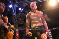 MMA - Young Blood Night - YBN Championship -77 kg - MARIO WITTMANN Ingolstadt gegen VLADIMIR FEDIN aus St. Petersburg, Russland - Urteil No Contest nach angeblichen Tiefschlag - Konzentration vor dem Kampf