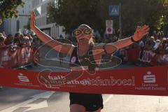 Halbmarathon 2026 - Halbmarathon 2026  - Cornelia Griesche #1 MTV Ingolstadt - 1. Siegerin im Zieleinlauf - XXXXX - Foto: Meyer Jürgen