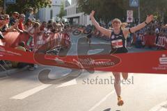 Halbmarathon 2026 - Halbmarathon 2026  - Cornelia Griesche #1 MTV Ingolstadt - 1. Siegerin im Zieleinlauf - XXXXX - Foto: Meyer Jürgen