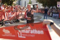 Halbmarathon 2026 - Halbmarathon 2026  - Chris Göltl #3 MTV Ingolstadt - 1. Sieger - im Zieleinlauf - XXXXX - Foto: Meyer Jürgen
