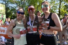Halbmarathon 2026 - Halbmarathon 2026  - Cornelia Griesche #1 MTV Ingolstadt - 1. Siegerin im Zieleinlauf - Lisa Basener #7 MTV Ingolstadt - 2. Siegerin - Liepold Kristin #13 SC Delphin - 3. Siegerin - Foto: Meyer Jürgen