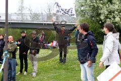 ODLO - Halbmarathon Ingolstadt 2015 - Fans an der Strecke - Foto: Jürgen Meyer