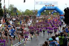 ODLO - Halbmarathon Ingolstadt 2015 - Start Halbmarathon - Foto: Jürgen Meyer