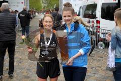 ODLO - Halbmarathon Ingolstadt 2015 - 1.Siegerin Damen Kristin Möller SC Delphin Ingolstadt  mit 1:16:44 - Foto: Jürgen Meyer