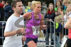 Halbmarathon in Ingolstadt 2013 - 13 Siegerin Damen Felicity Milton