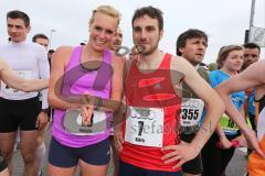 Halbmarathon in Ingolstadt 2013 - Felicity Milton die spätere Siegerin am Start