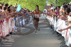 Halbmarathon 2012 Ingolstadt Foto: Jürgen Meyer
Ribeiro Miguel als 2. Sieger im Zieleinlauf