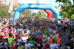 Halbmarathon 2012 Ingolstadt Foto: Jürgen Meyer
Start vom Halbmarathon 2012