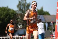 Lauf Cup - Ilmtallauf Geisenfeld 2014 - vom Start vorneweg Benjamin Ziegaus