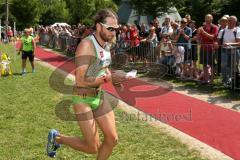 Triathlon Ingolstadt 2015 - Baggersee - Olympische Distanz, Radfahren, Wechselzone, Faris al Sultan, Start Laufen