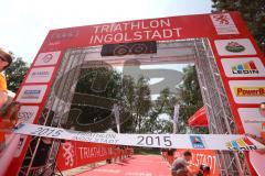 Triathlon Ingolstadt 2015 - Baggersee - Olympische Distanz, Ziel Einlauf, Emotion