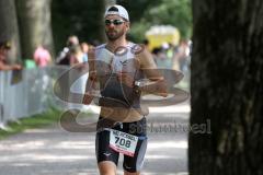 Triathlon Ingolstadt 2015 - Baggersee - Olympische Distanz, Laufen, Zweiter Platz Sebastian Mahr