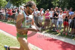 Triathlon Ingolstadt 2015 - Baggersee - Olympische Distanz, Radfahren, Wechselzone, Faris al Sultan, Start Laufen