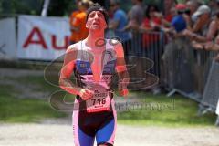 Triathlon Ingolstadt 2015 - Baggersee - Olympische Distanz, Ziel Einlauf, Emotion, Jubel