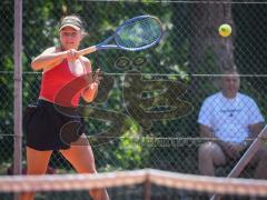 Tennis - Nordbräu Cup - Finale  - Frauen - 2026 - Nordbräu Cup 2026 - Finale - Frauen - Graber Nadine - TC Aschheim in Pink - Grigorieva Darja - TK Bietigheim in dunkler Hose - Foto: Meyer Jürgen