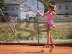 Tennis - Nordbräu Cup - Finale  - Frauen - 2026 - Nordbräu Cup 2026 - Finale - Frauen - Graber Nadine - TC Aschheim in Pink - Grigorieva Darja - TK Bietigheim in dunkler Hose - Foto: Meyer Jürgen