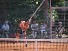 Tennis - Nordbräu Cup - Finale  - Frauen - 2026 - Nordbräu Cup 2026 - Finale - Frauen - Graber Nadine - TC Aschheim in Pink - Grigorieva Darja - TK Bietigheim in dunkler Hose - Foto: Meyer Jürgen