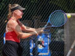 Tennis - Nordbräu Cup - Finale  - Frauen - 2026 - Nordbräu Cup 2026 - Finale - Frauen - Graber Nadine - TC Aschheim in Pink - Grigorieva Darja - TK Bietigheim in dunkler Hose - Foto: Meyer Jürgen