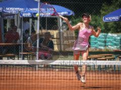 Tennis - Nordbräu Cup - Finale  - Frauen - 2026 - Nordbräu Cup 2026 - Finale - Frauen - Graber Nadine - TC Aschheim in Pink - Grigorieva Darja - TK Bietigheim in dunkler Hose - Foto: Meyer Jürgen