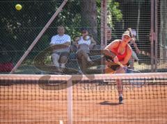 Tennis - Nordbräu Cup - Finale  - Frauen - 2026 - Nordbräu Cup 2026 - Finale - Frauen - Graber Nadine - TC Aschheim in Pink - Grigorieva Darja - TK Bietigheim in dunkler Hose - Foto: Meyer Jürgen