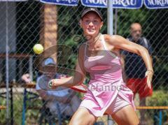 Tennis - Nordbräu Cup - Finale  - Frauen - 2026 - Nordbräu Cup 2026 - Finale - Frauen - Graber Nadine - TC Aschheim in Pink - Grigorieva Darja - TK Bietigheim in dunkler Hose - Foto: Meyer Jürgen