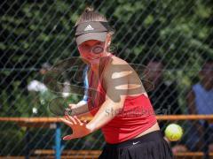 Tennis - Nordbräu Cup - Finale  - Frauen - 2026 - Nordbräu Cup 2026 - Finale - Frauen - Graber Nadine - TC Aschheim in Pink - Grigorieva Darja - TK Bietigheim in dunkler Hose - Foto: Meyer Jürgen