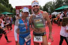 Triathlon Ingolstadt 2014 - Baggersee - Siegerin Damen Olympische Disziplin, Sonja Tajsich und Sieger Herren Faris Al Sultan